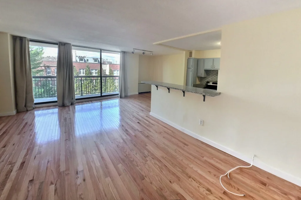 1 bed, 1 bath apartment for rent at 60 Longwood Ave Unit 402, Coolidge Corner — photo 6 of 13