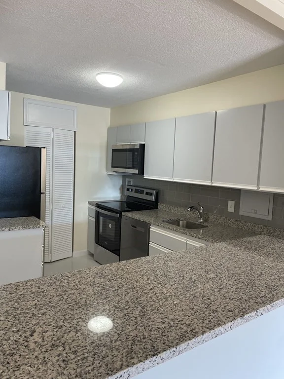 1 bed, 1 bath apartment for rent at 60 Longwood Ave Unit 410, Coolidge Corner — photo 2 of 12