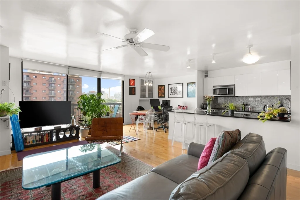 1 bed, 1 bath apartment for rent at 60 Longwood Ave Unit 707, Longwood — photo 3 of 20
