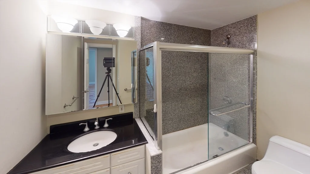 1 bed, 1 bath apartment for rent at 60 Longwood Ave Unit 801, Coolidge Corner — photo 4 of 9