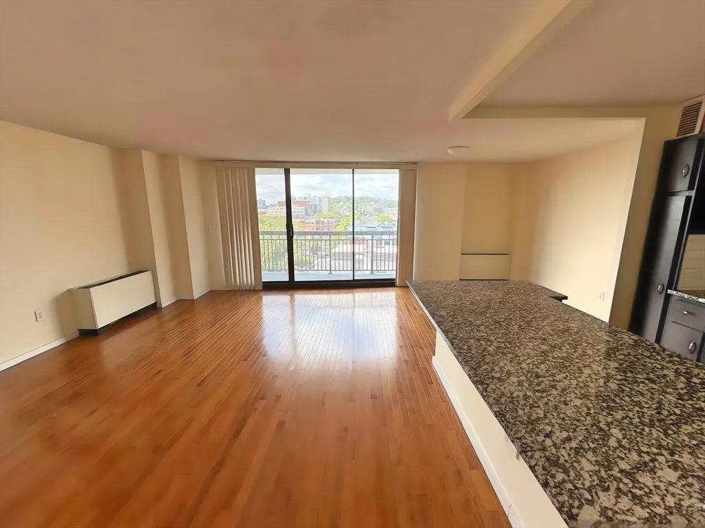 1 bed, 1 bath apartment for rent at 60 Longwood Ave Unit 802, Coolidge Corner