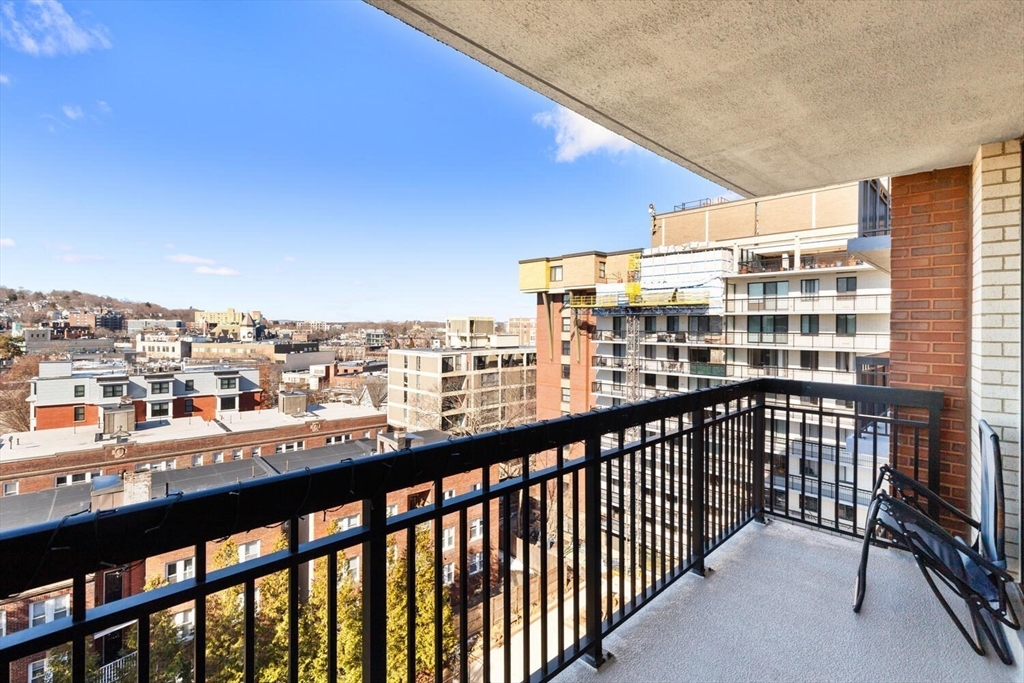 1 bed, 1 bath apartment for rent at 60 Longwood Ave Unit 902, Coolidge Corner — photo 8 of 10