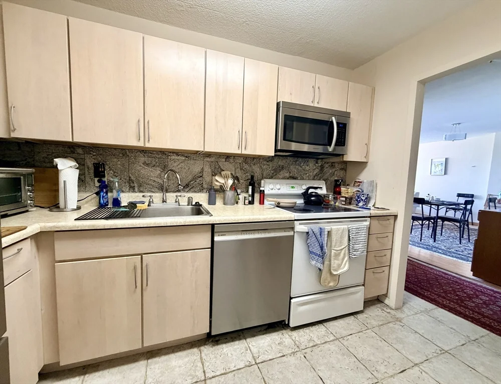 1 bed, 1 bath apartment for rent at 60 Longwood Unit 605, Coolidge Corner