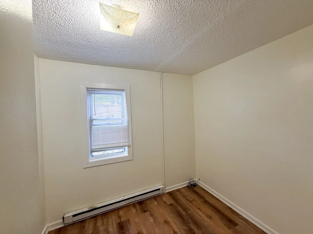 3 bed, 1 bath apartment for rent at 60 Lucerne St Unit 2, Dorchester — photo 6 of 8