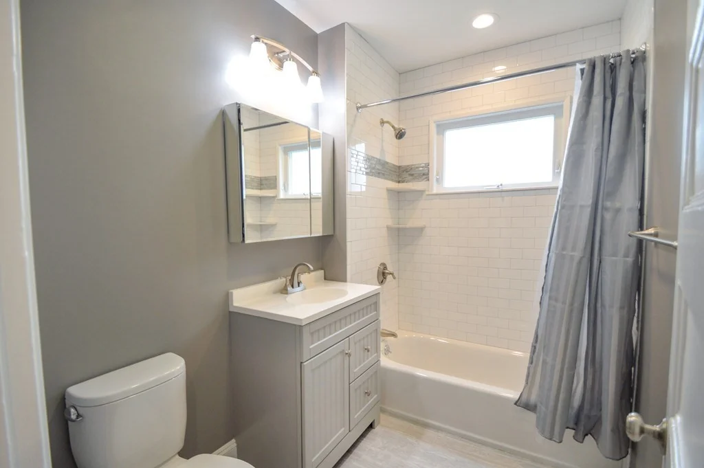 4 bed, 2 bath apartment for rent at 60 Mapleton St Unit 2, Brighton — photo 12 of 14
