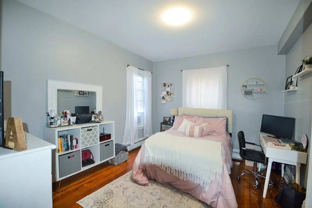 4 bed, 2 bath apartment for rent at 60 Mapleton St Unit 2, Brighton — photo 9 of 14