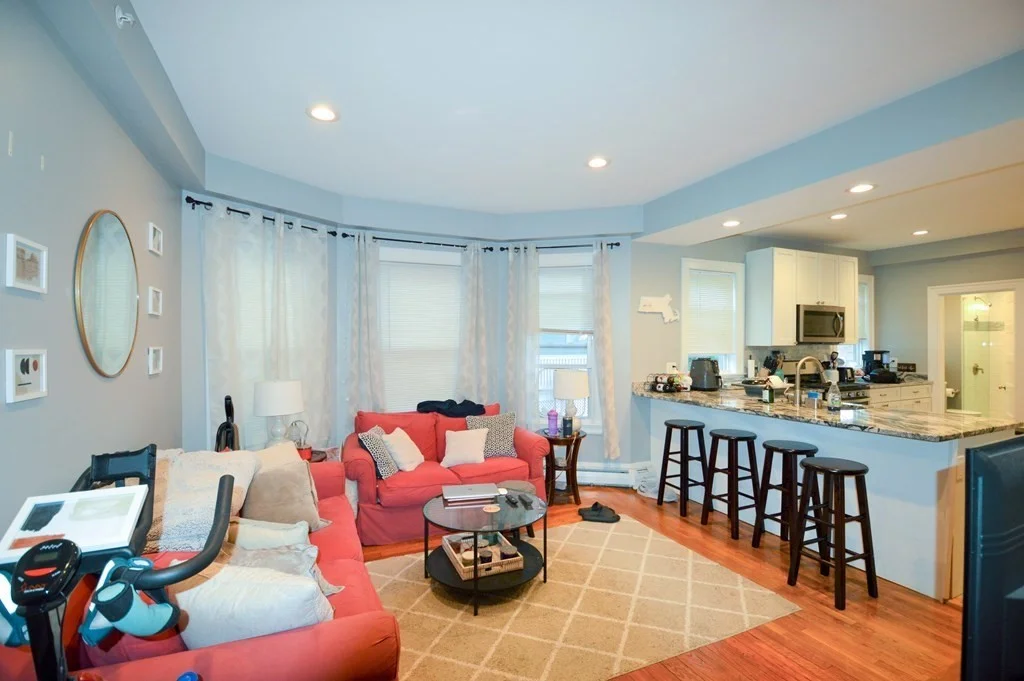 4 bed, 2 bath apartment for rent at 60 Mapleton St Unit 2, Brighton — photo 1 of 14