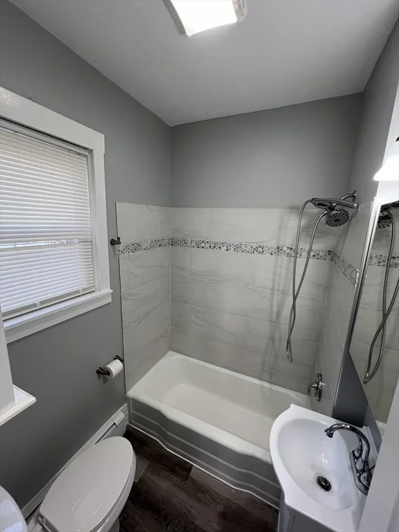 3 bed, 1 bath apartment for rent at 60 Middle St Unit 1, Leominster — photo 12 of 21