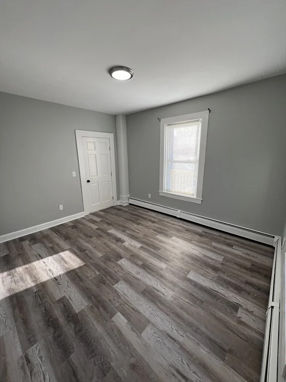 3 bed, 1 bath apartment for rent at 60 Middle St Unit 1, Leominster — photo 5 of 21