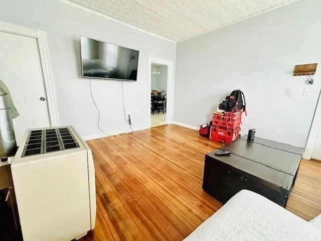 3 bed, 1 bath apartment for rent at 60 Murray St Unit 3, Fall River — photo 5 of 18