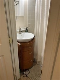 2 bed, 1 bath apartment for rent at 60 Myrtle St Unit 4, Beacon Hill — photo 10 of 11