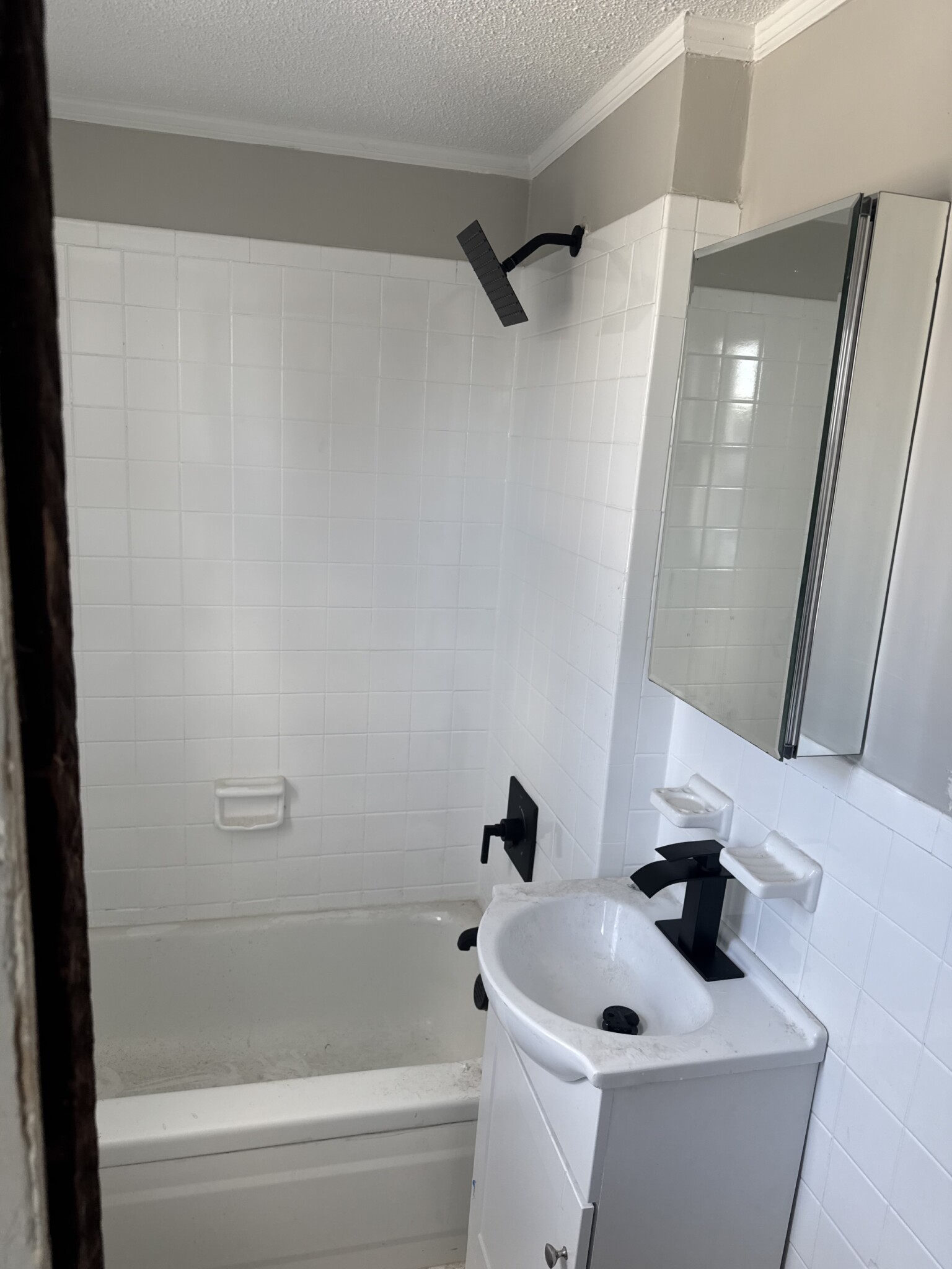 3 bed, 2 bath apartment for rent at 60 Old Morton St Unit 3, Mattapan — photo 3 of 10