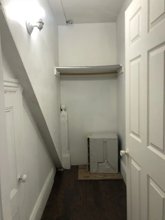 1 bed, 1 bath apartment for rent at 60 Orange St Unit 1, Waltham — photo 8 of 19