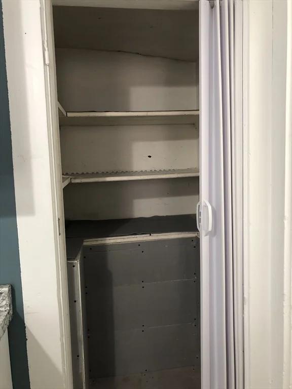 1 bed, 1 bath apartment for rent at 60 Orange St Unit 1, Waltham — photo 7 of 19