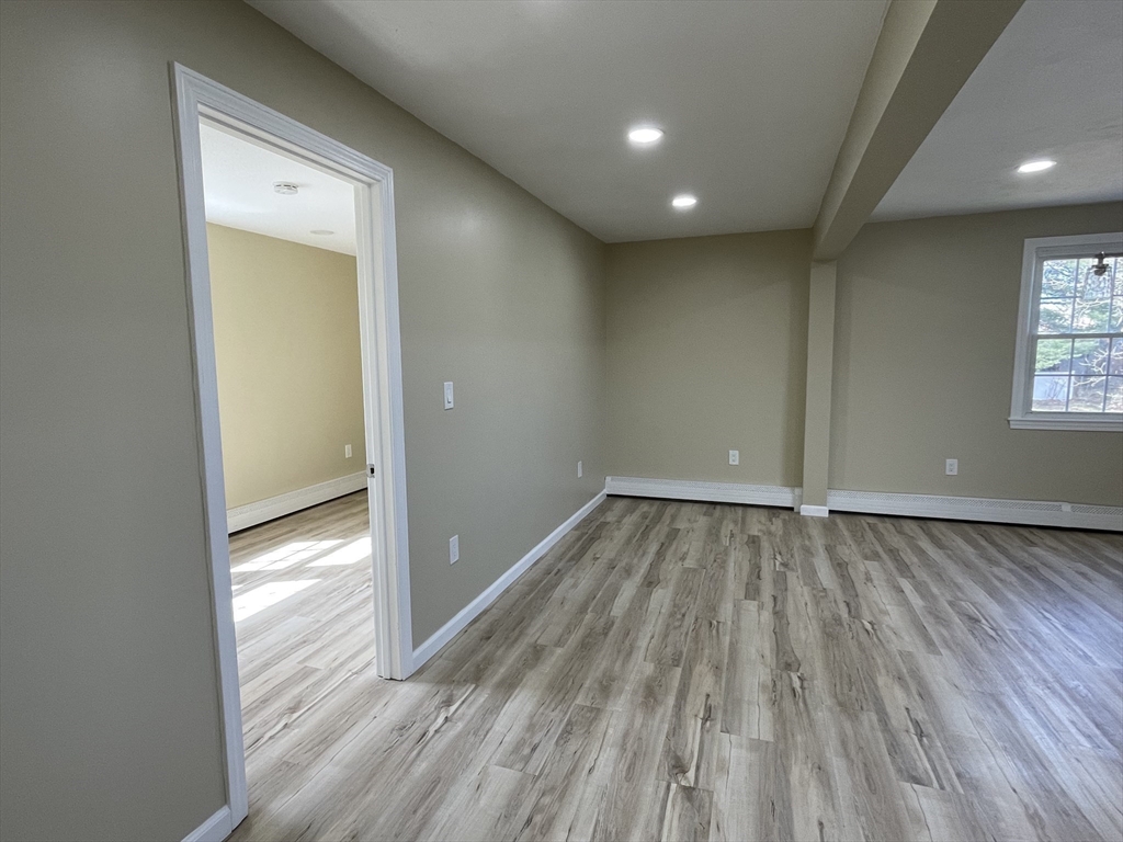 3 bed, 2 bath apartment for rent at 60 Orchard St Unit 2, South Bellingham — photo 16 of 32