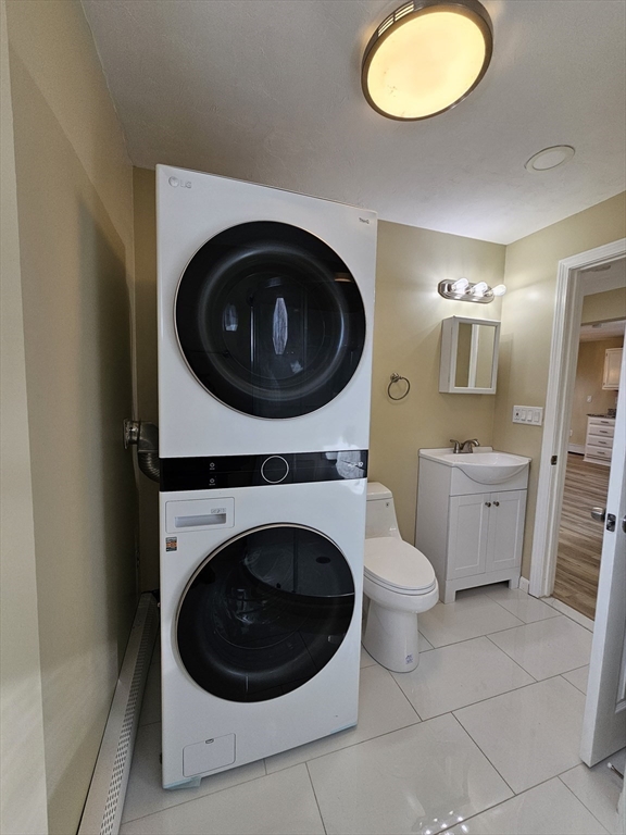 3 bed, 2 bath apartment for rent at 60 Orchard St Unit 2, South Bellingham — photo 18 of 32