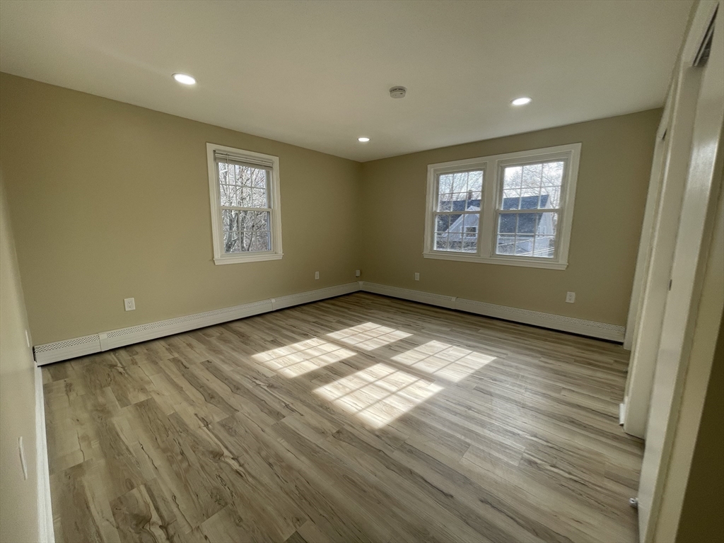 3 bed, 2 bath apartment for rent at 60 Orchard St Unit 2, South Bellingham — photo 21 of 32