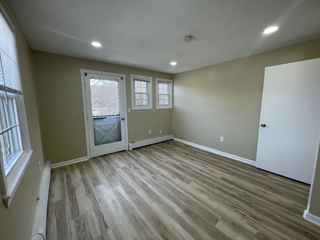3 bed, 2 bath apartment for rent at 60 Orchard St Unit 2, South Bellingham — photo 27 of 32