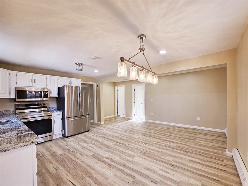 3 bed, 2 bath apartment for rent at 60 Orchard St Unit 2, South Bellingham — photo 9 of 32