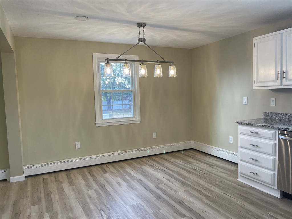 3 bed, 2 bath apartment for rent at 60 Orchard St Unit 2, South Bellingham — photo 10 of 32