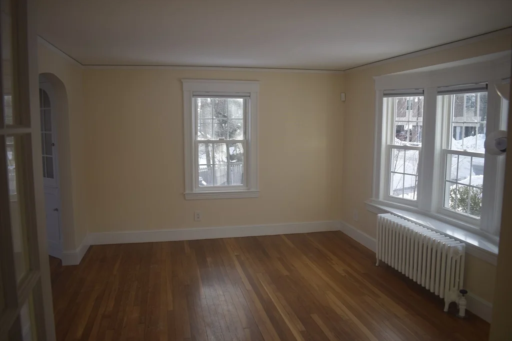 2 bed, 1 bath apartment for rent at 60 Park St, North Andover — photo 3 of 18