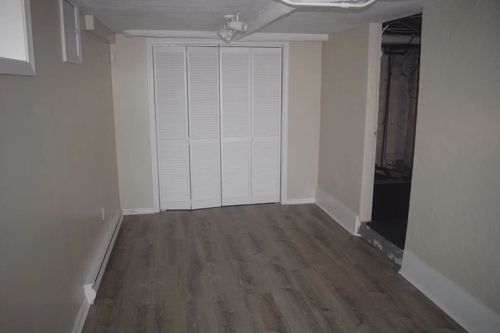2 bed, 1 bath apartment for rent at 60 Park St, North Andover — photo 17 of 18