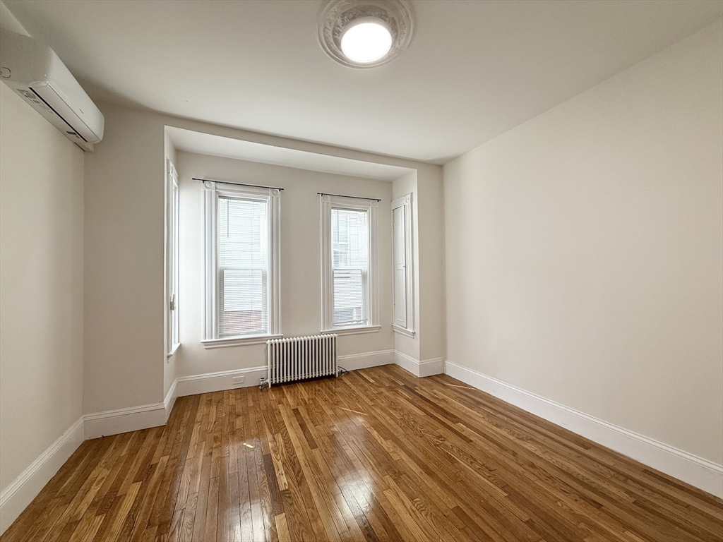 2 bed, 1 bath apartment for rent at 60 Park St Unit 1, Ward Two — photo 5 of 11