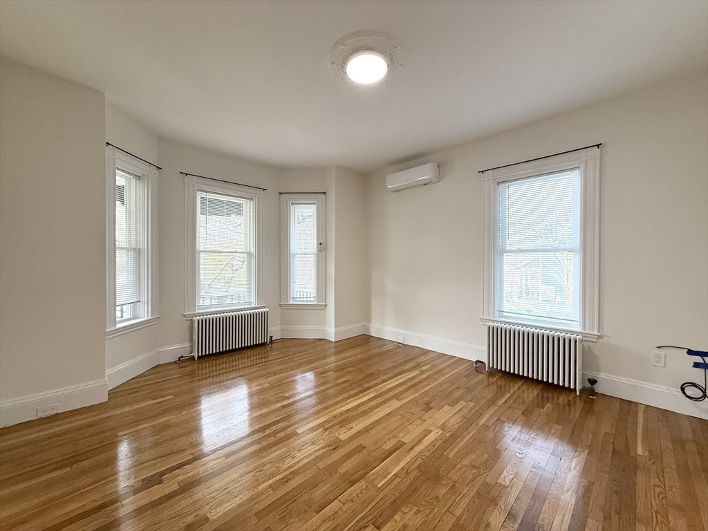 2 bed, 1 bath apartment for rent at 60 Park St Unit 1, Ward Two — photo 2 of 11