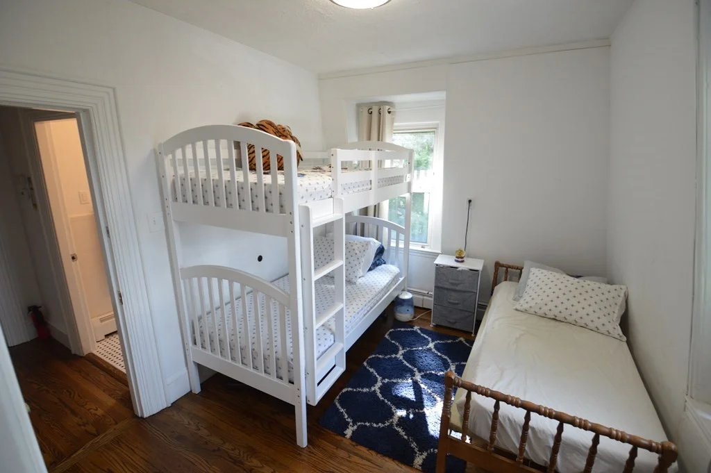 5 bed, 3 bath apartment for rent at 60 Parsons St Unit 1, Brighton — photo 6 of 24