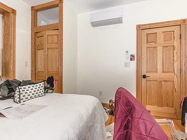 3 bed, 1 bath apartment for rent at 60 Phillips St Unit 1, Beacon Hill — photo 6 of 11