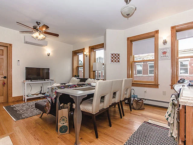 3 bed, 1 bath apartment for rent at 60 Phillips St Unit 1, Beacon Hill — photo 2 of 11