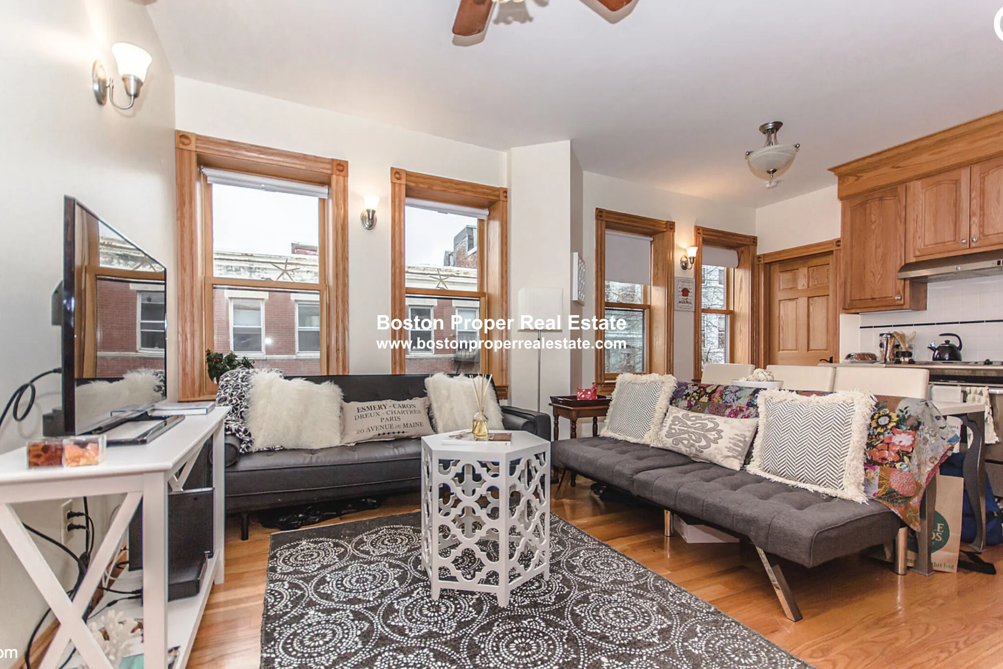 3 bed, 1 bath apartment for rent at 60 Phillips St Unit 2, Beacon Hill — photo 2 of 11