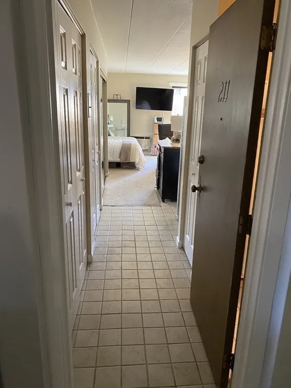 1 bed, 1 bath apartment for rent at 60 Pleasant St Unit 211, Arlington — photo 10 of 12