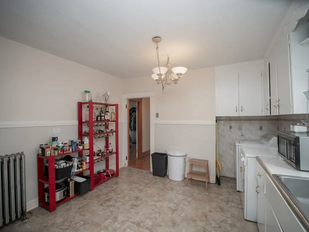 3 bed, 1 bath apartment for rent at 60 Powder House Blvd Unit 2, Tufts — photo 12 of 42