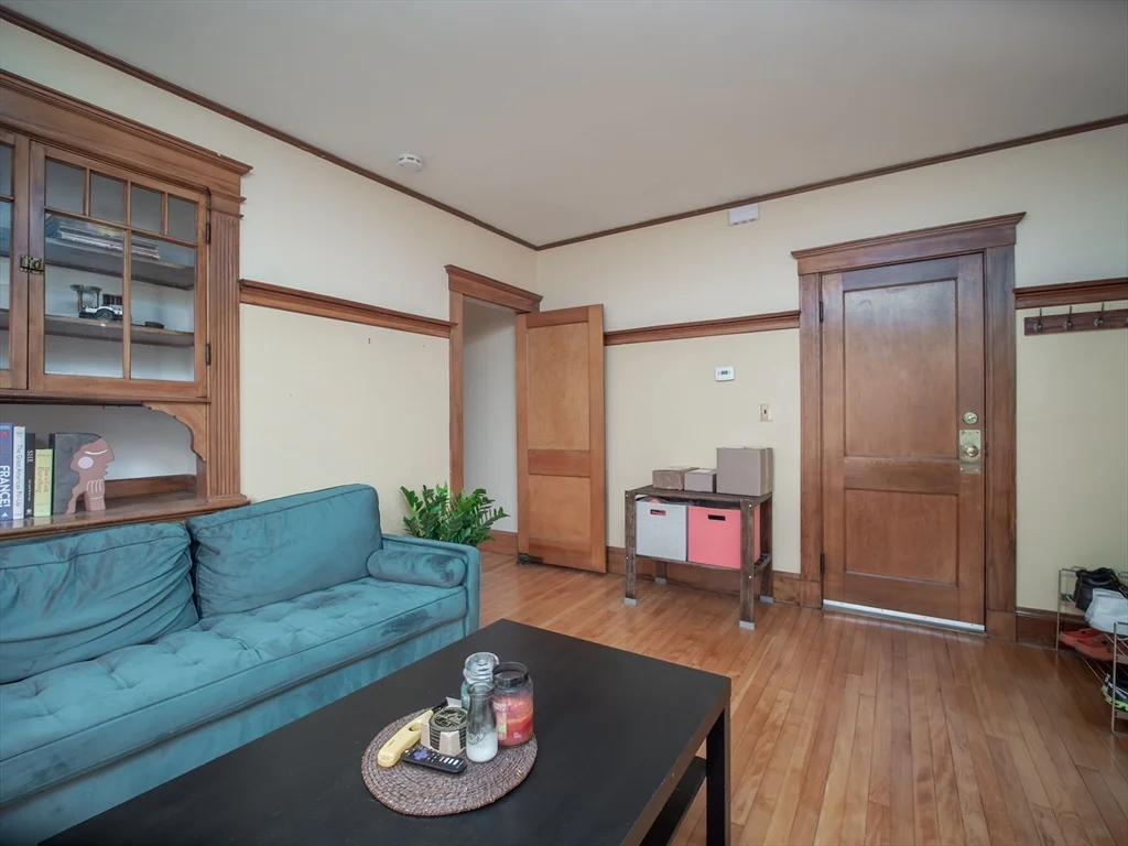 3 bed, 1 bath apartment for rent at 60 Powder House Blvd Unit 2, Tufts — photo 3 of 42