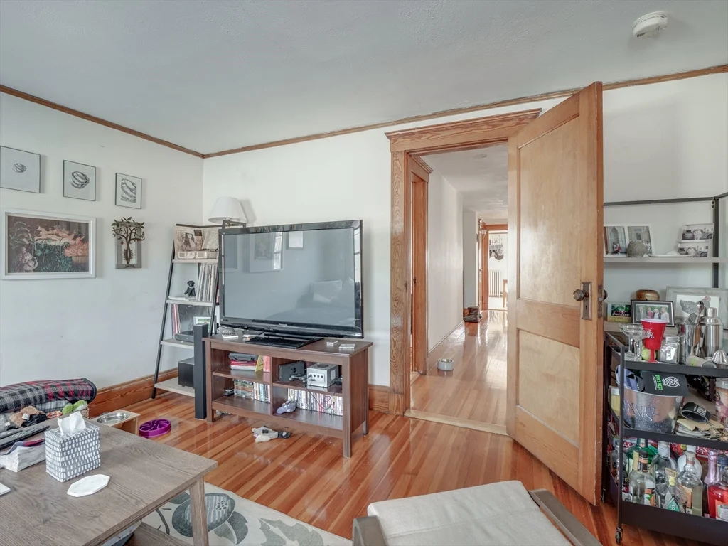 2 bed, 1 bath apartment for rent at 60 Powder House Blvd Unit 3, Tufts — photo 2 of 27