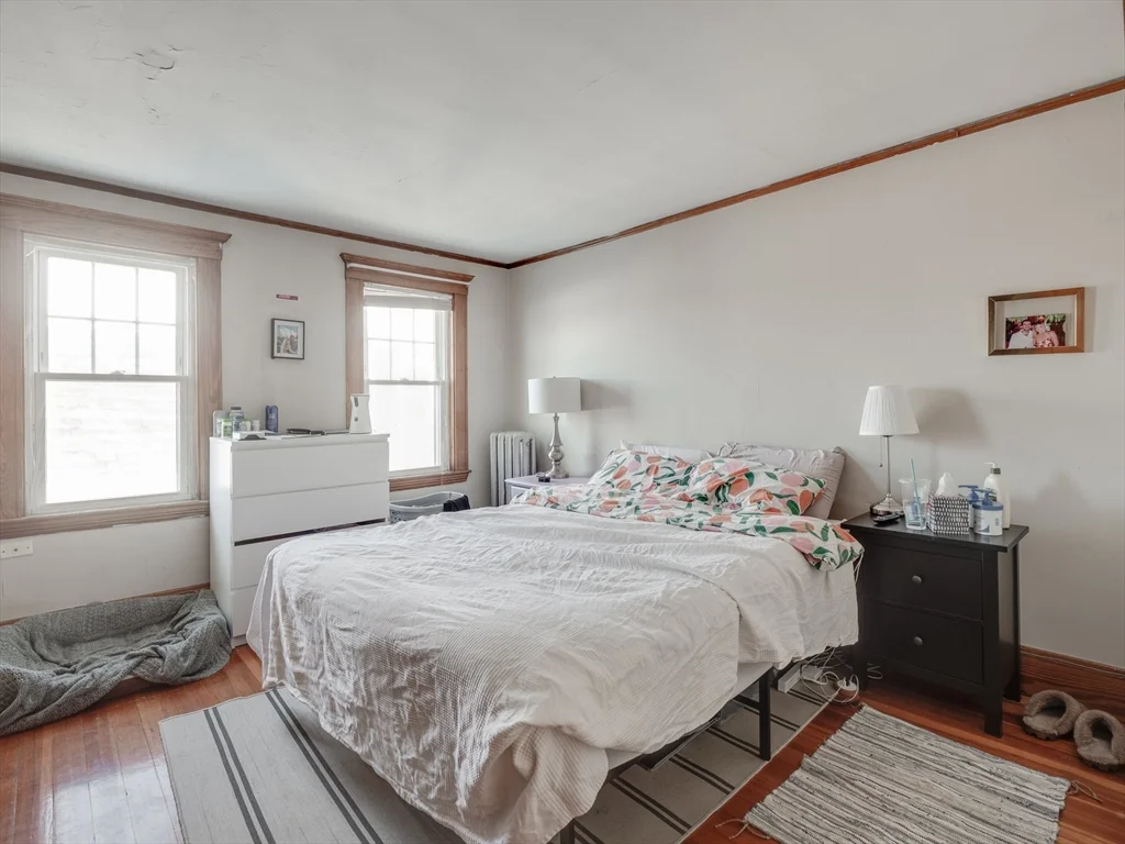 2 bed, 1 bath apartment for rent at 60 Powder House Blvd Unit 3, Tufts — photo 4 of 27