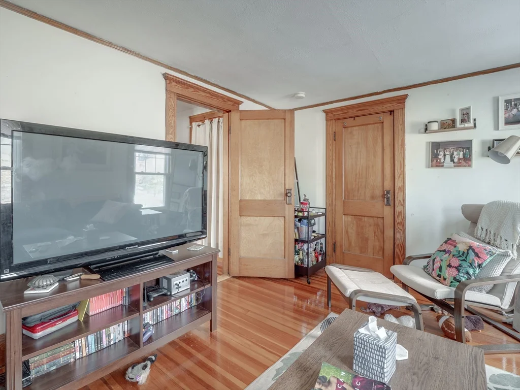 2 bed, 1 bath apartment for rent at 60 Powder House Blvd Unit 3, Tufts — photo 3 of 27