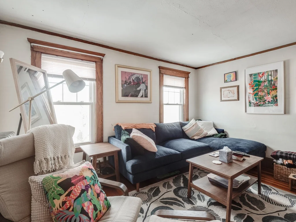2 bed, 1 bath apartment for rent at 60 Powder House Blvd Unit 3, Tufts