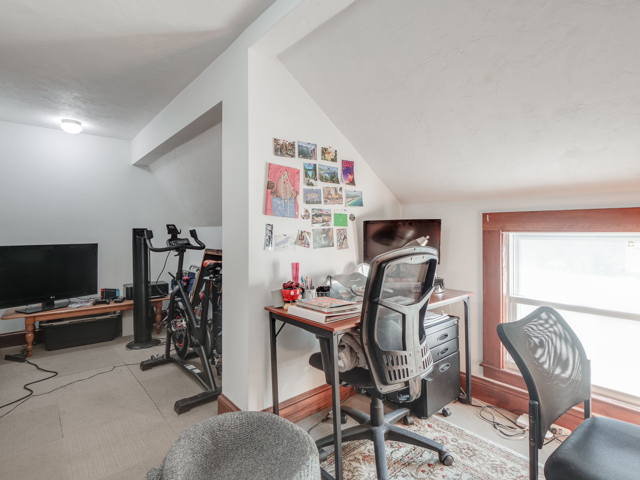 3 bed, 1 bath apartment for rent at 60 Powder House Boulevard Unit C, Tufts — photo 12 of 16