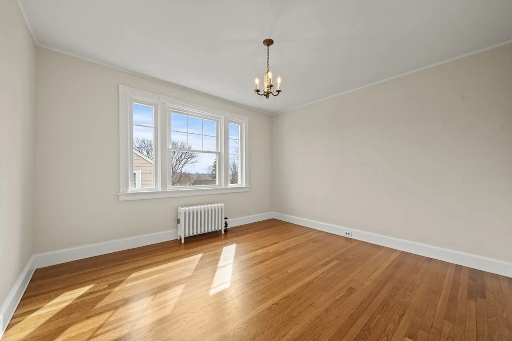 4 bed, 2 bath apartment for rent at 60 Powder House Rd, Lawrence Estates — photo 15 of 27