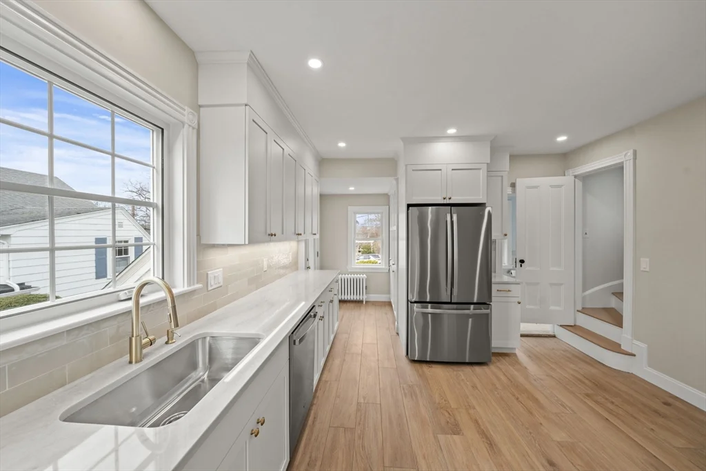 4 bed, 2 bath apartment for rent at 60 Powder House Rd, Lawrence Estates — photo 1 of 27