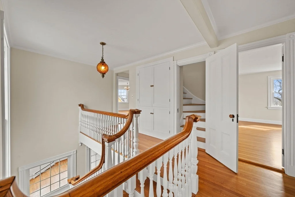 4 bed, 2 bath apartment for rent at 60 Powder House Rd, Lawrence Estates — photo 12 of 27