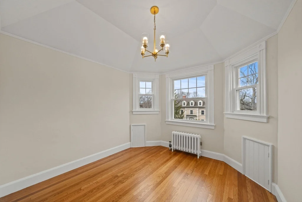 4 bed, 2 bath apartment for rent at 60 Powder House Rd, Lawrence Estates — photo 18 of 27
