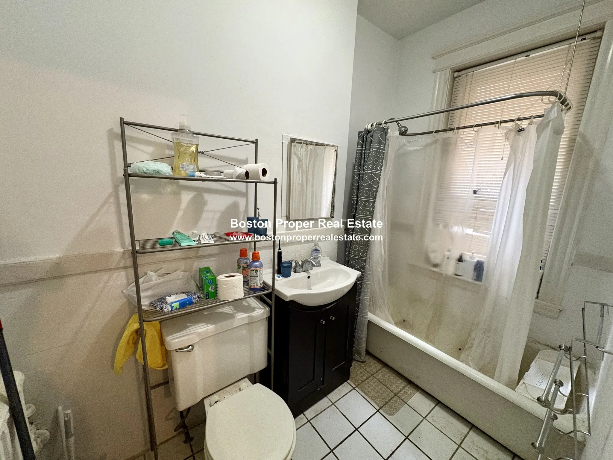 2 bed, 1 bath apartment for rent at 60 Queensberry St Unit 4, Fenway — photo 10 of 11