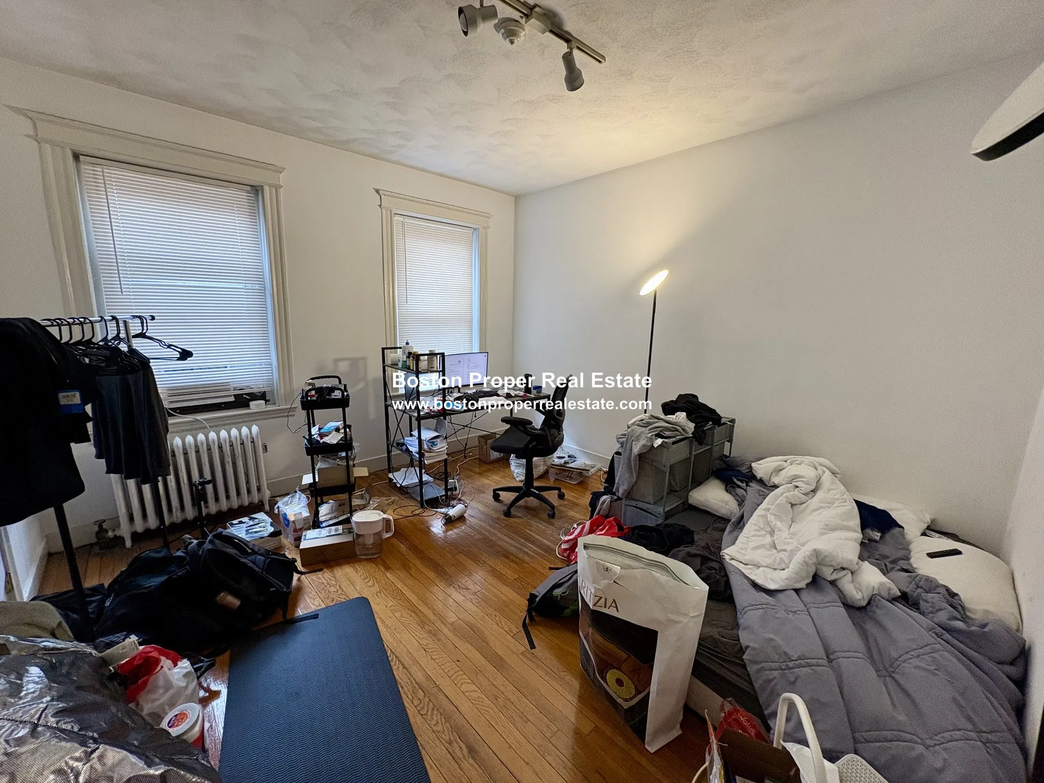 2 bed, 1 bath apartment for rent at 60 Queensberry St Unit 4, Fenway — photo 3 of 11