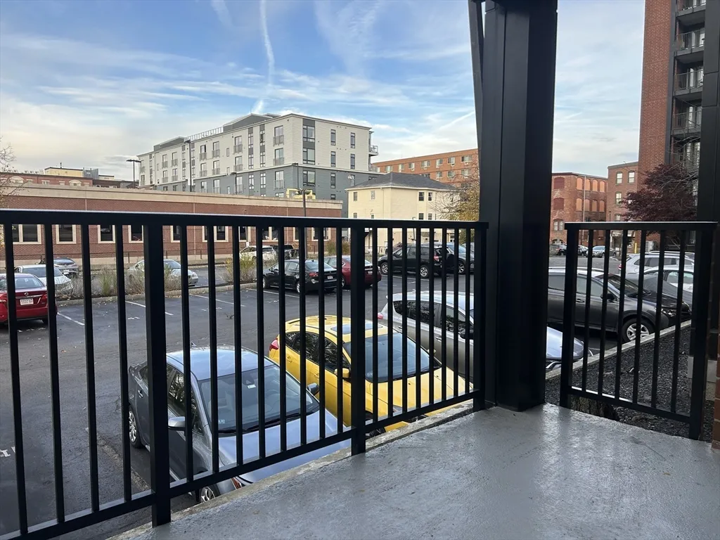2 bed, 2 bath apartment for rent at 60 Rantoul St Unit 116, Beverly — photo 16 of 22