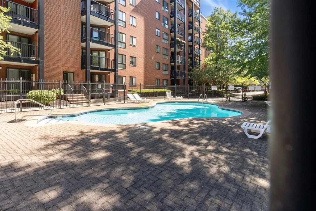 2 bed, 2 bath apartment for rent at 60 Rantoul St Unit 116, Beverly — photo 18 of 22