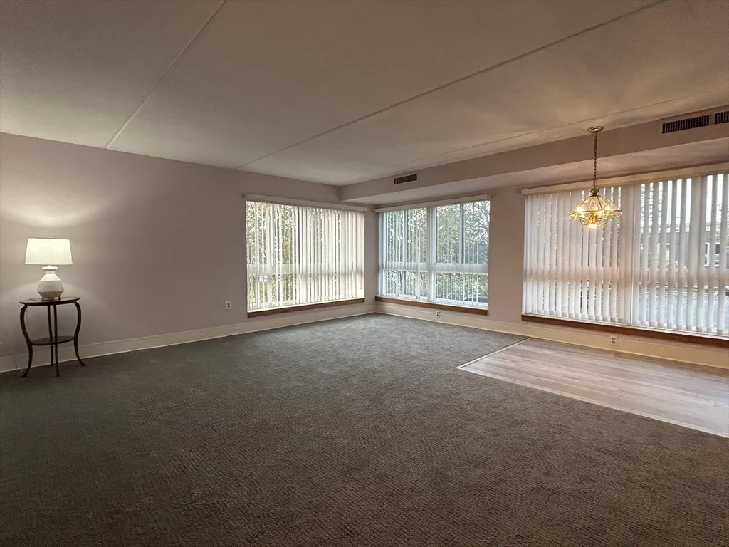 2 bed, 2 bath apartment for rent at 60 Rantoul St Unit 116, Beverly — photo 3 of 22