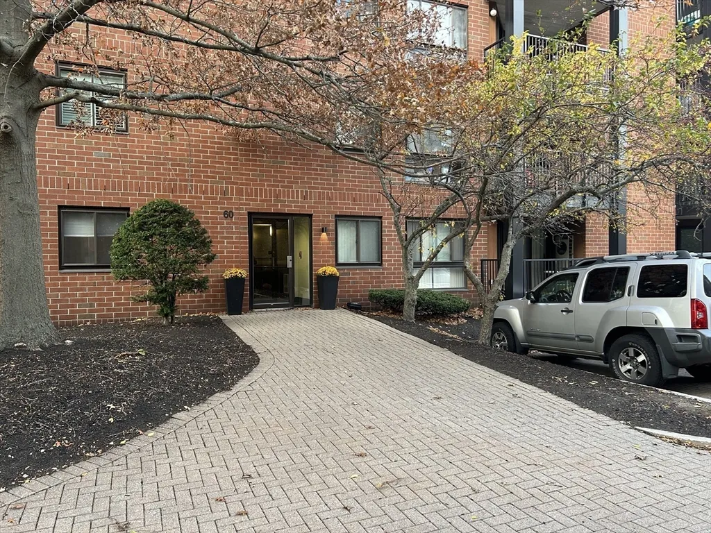2 bed, 2 bath apartment for rent at 60 Rantoul St Unit 116, Beverly — photo 22 of 22